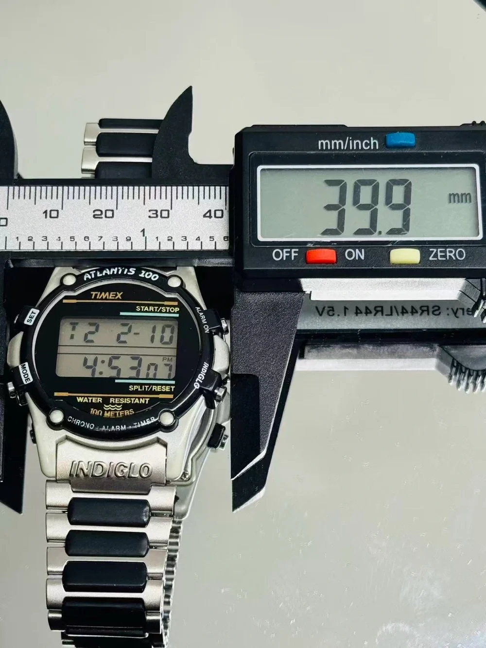 Vintage Timex Atlantis 100 Indiglo Digital Men Watch 39mm WR100M New Battery